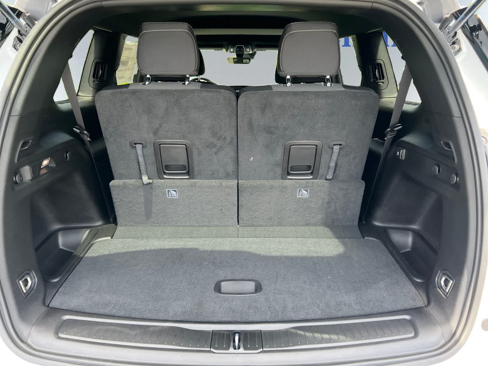 new 2025 Jeep Grand Cherokee car, priced at $41,530