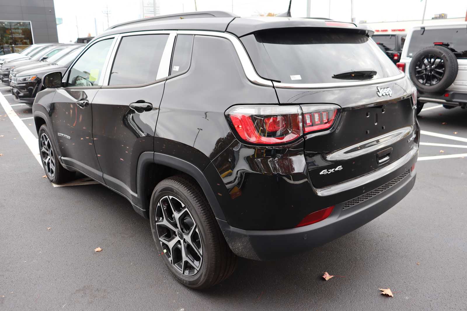 new 2025 Jeep Compass car, priced at $34,284