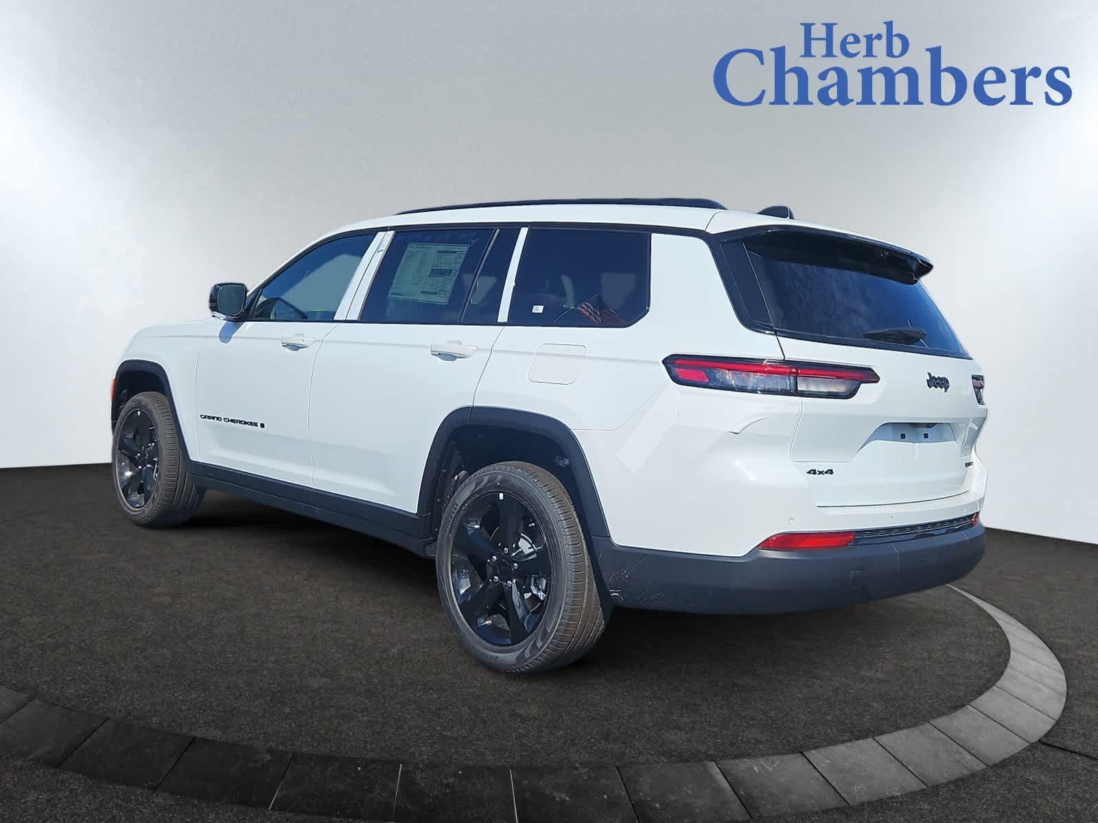 new 2024 Jeep Grand Cherokee car, priced at $58,009