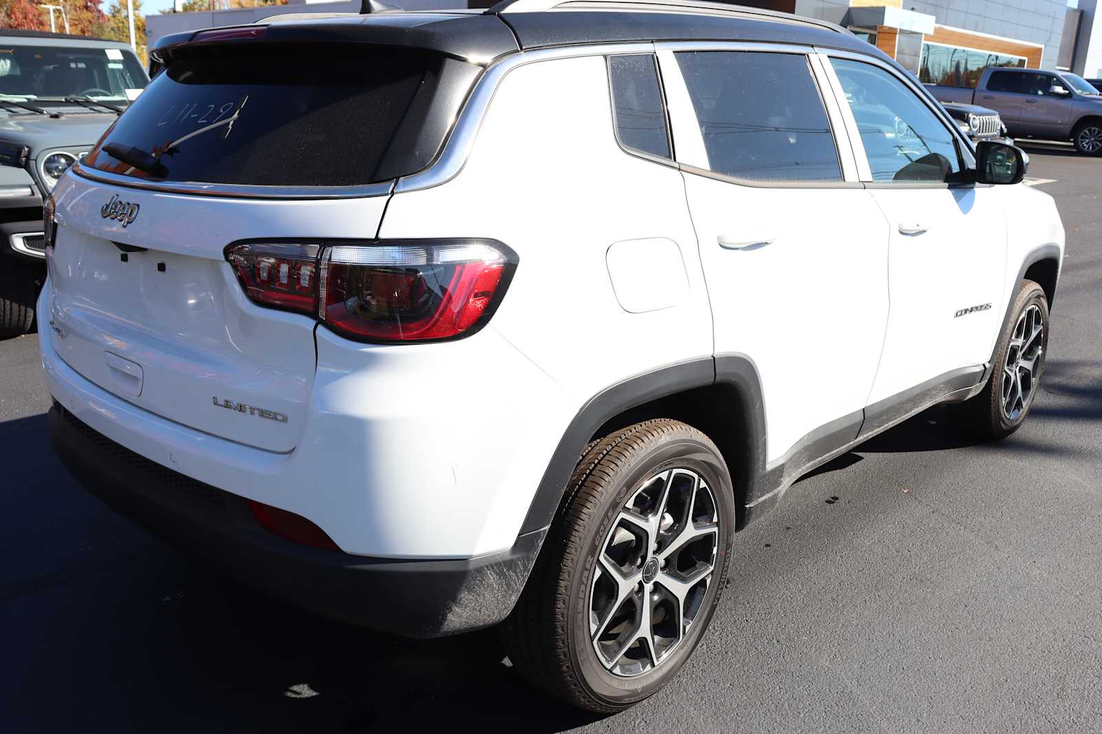 new 2025 Jeep Compass car, priced at $36,964