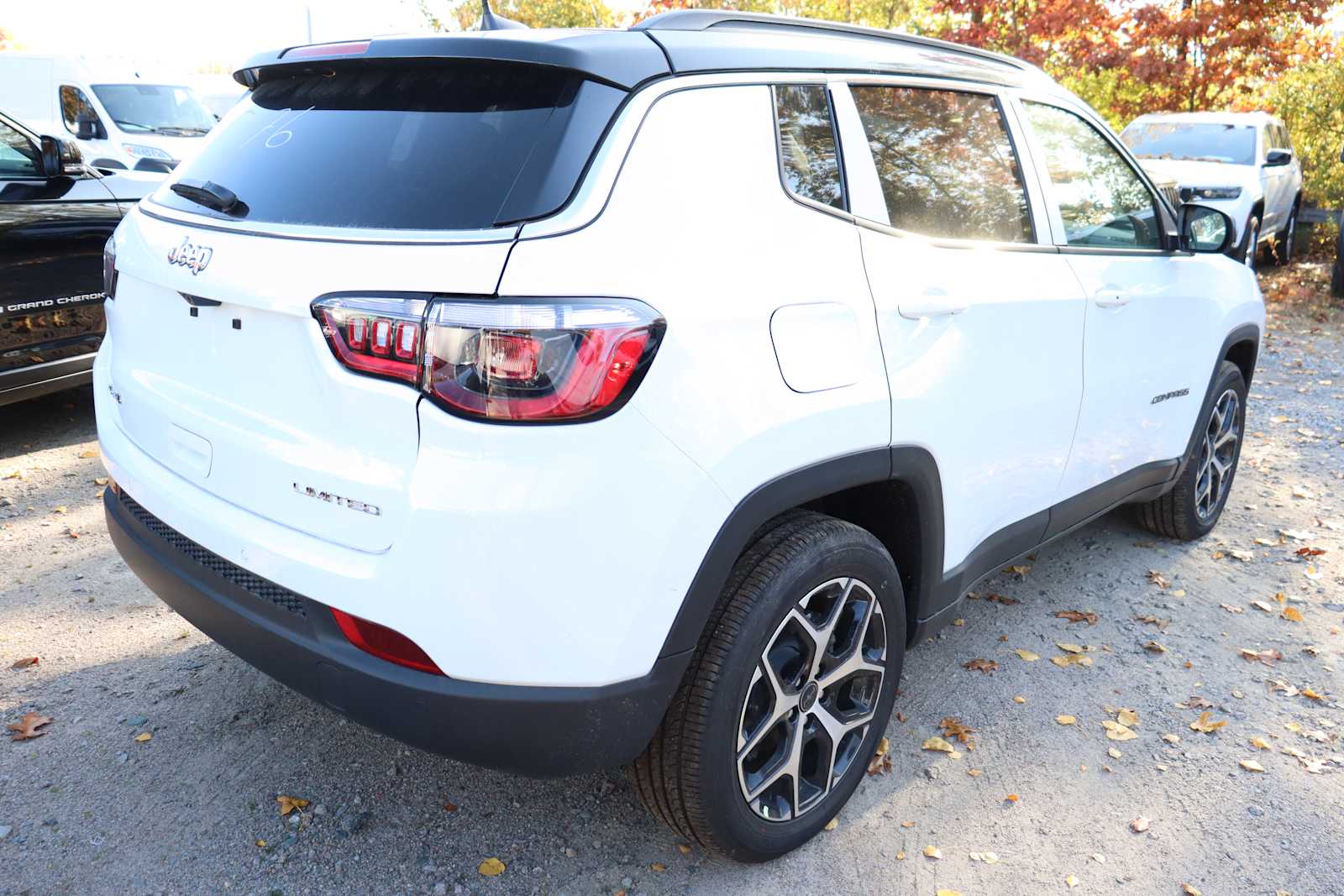 new 2025 Jeep Compass car, priced at $31,989