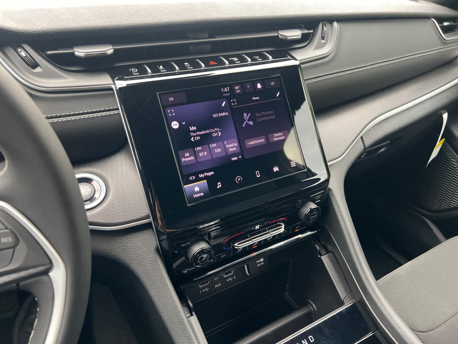 new 2025 Jeep Grand Cherokee car, priced at $44,125