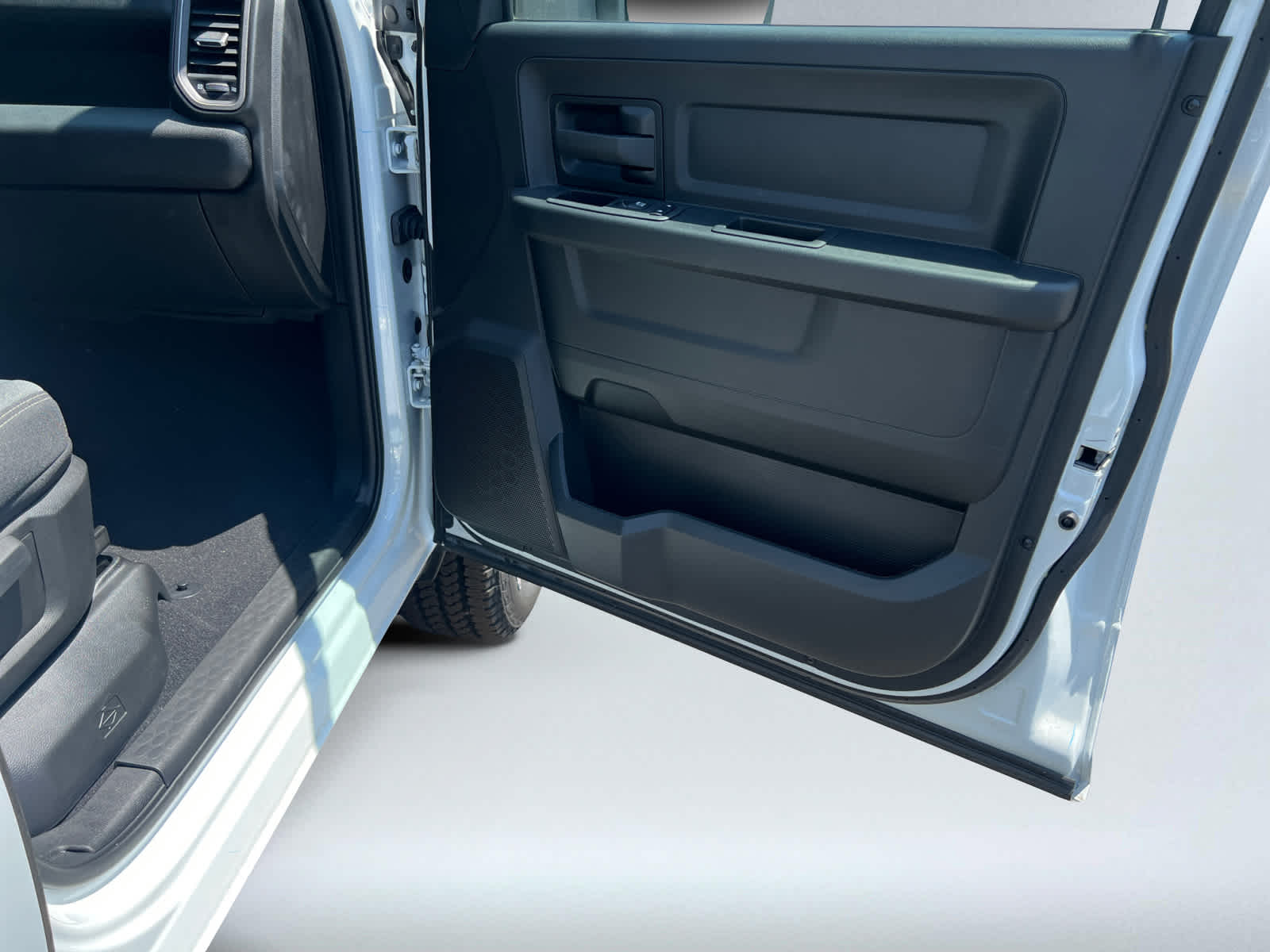 new 2024 Ram 2500 car, priced at $58,475