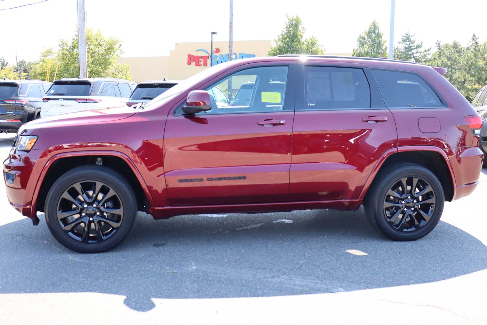 used 2019 Jeep Grand Cherokee car, priced at $22,998