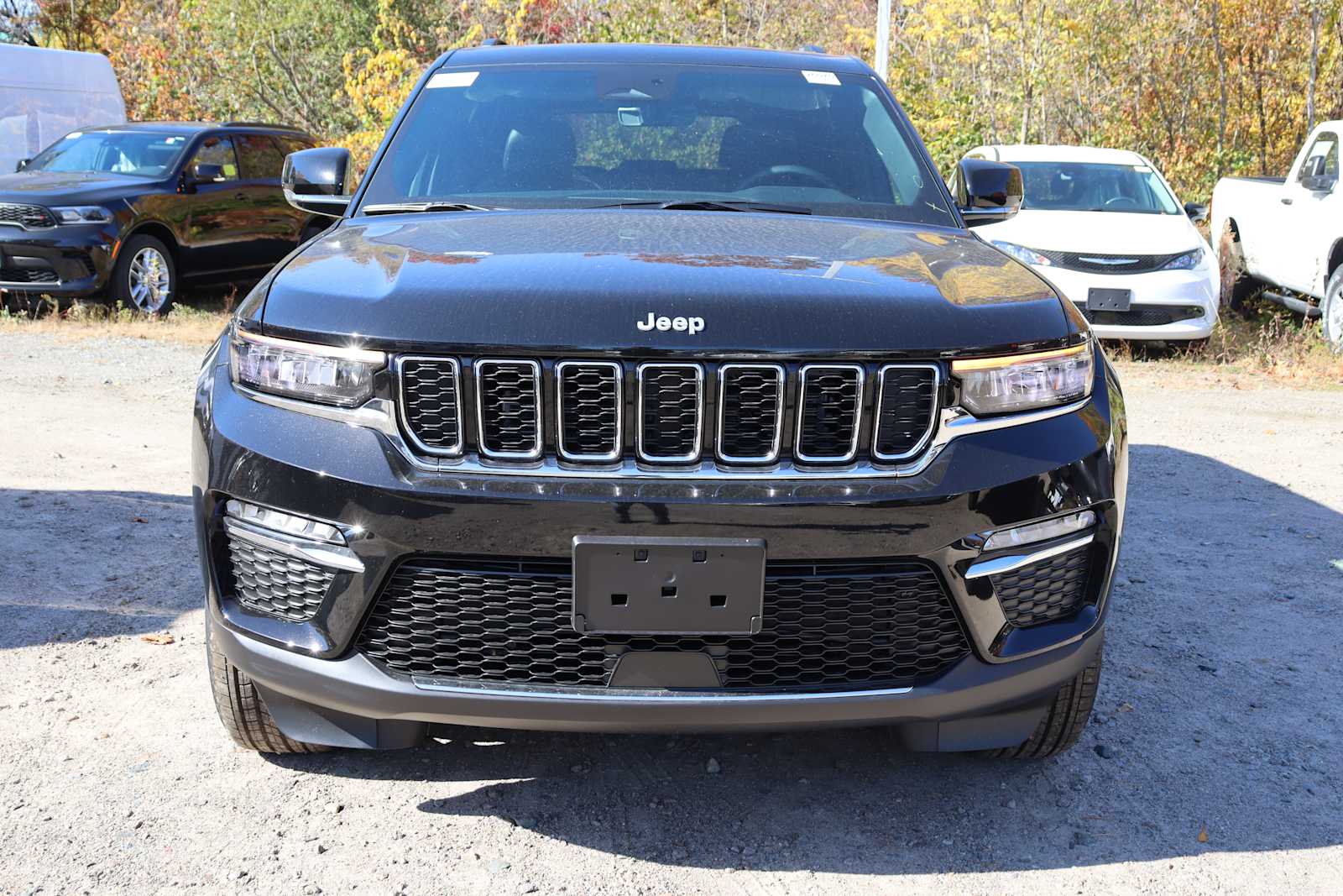 new 2025 Jeep Grand Cherokee car, priced at $46,859