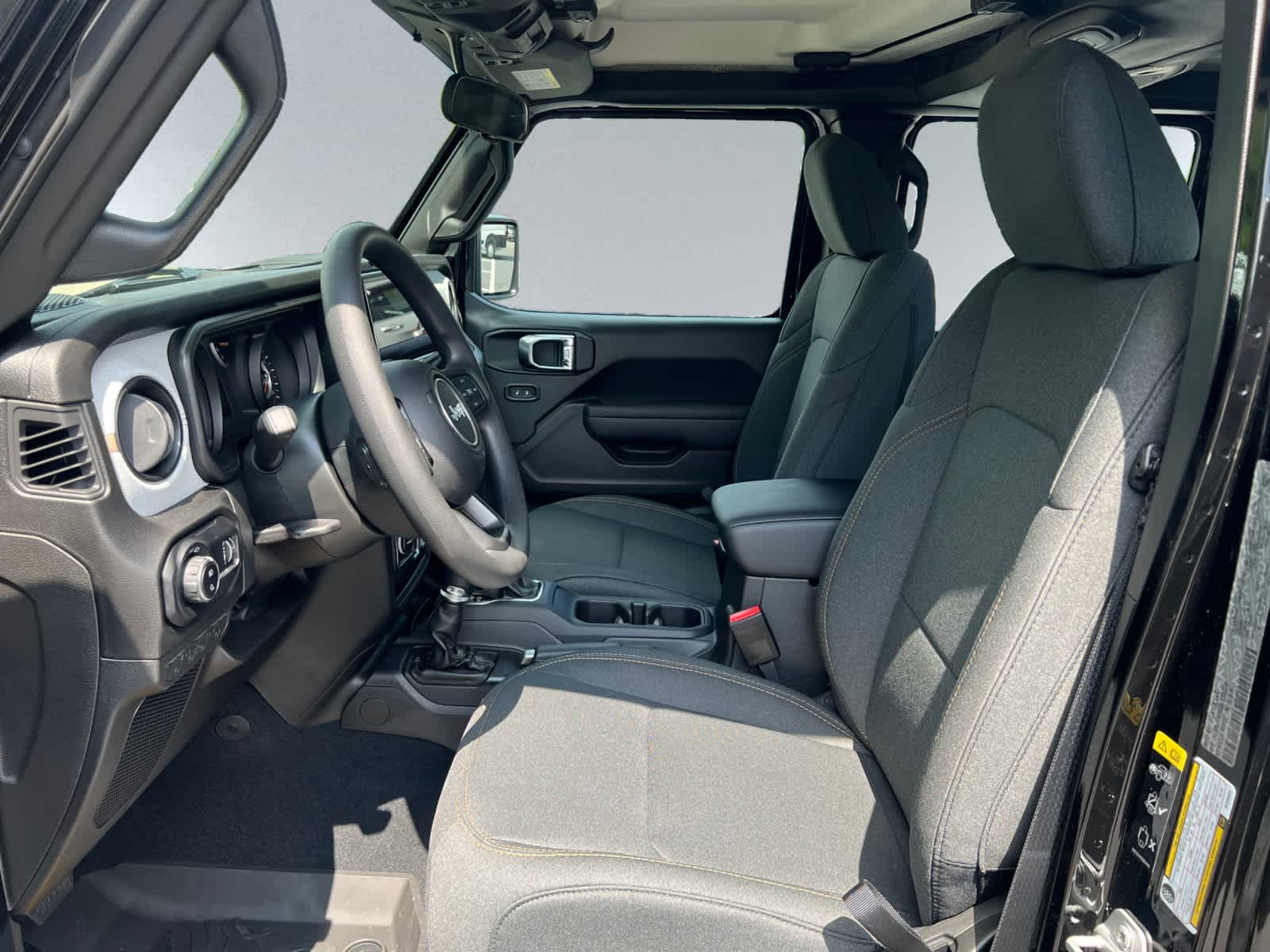 new 2025 Jeep Gladiator car, priced at $45,105