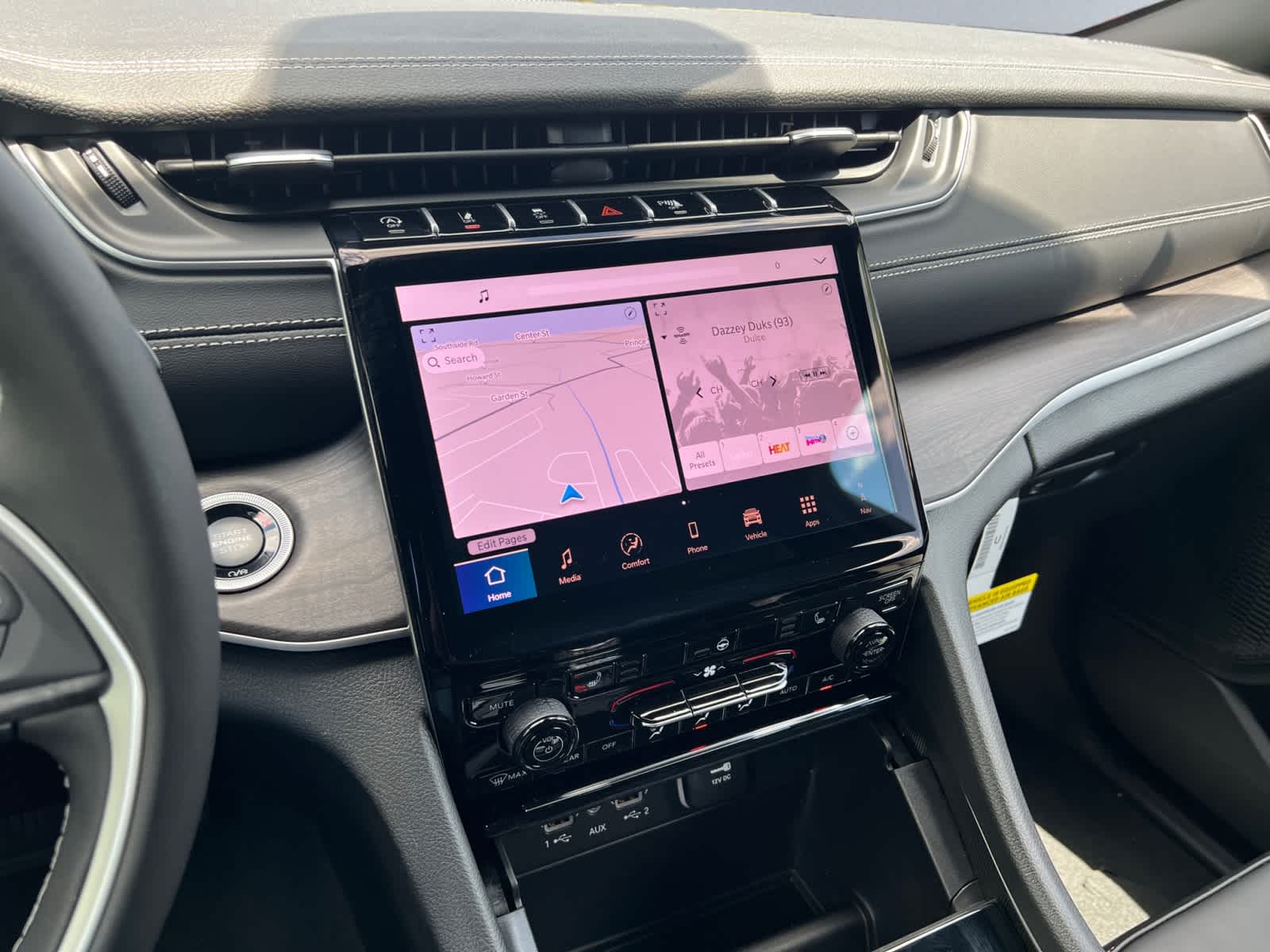 new 2025 Jeep Grand Cherokee car, priced at $50,735