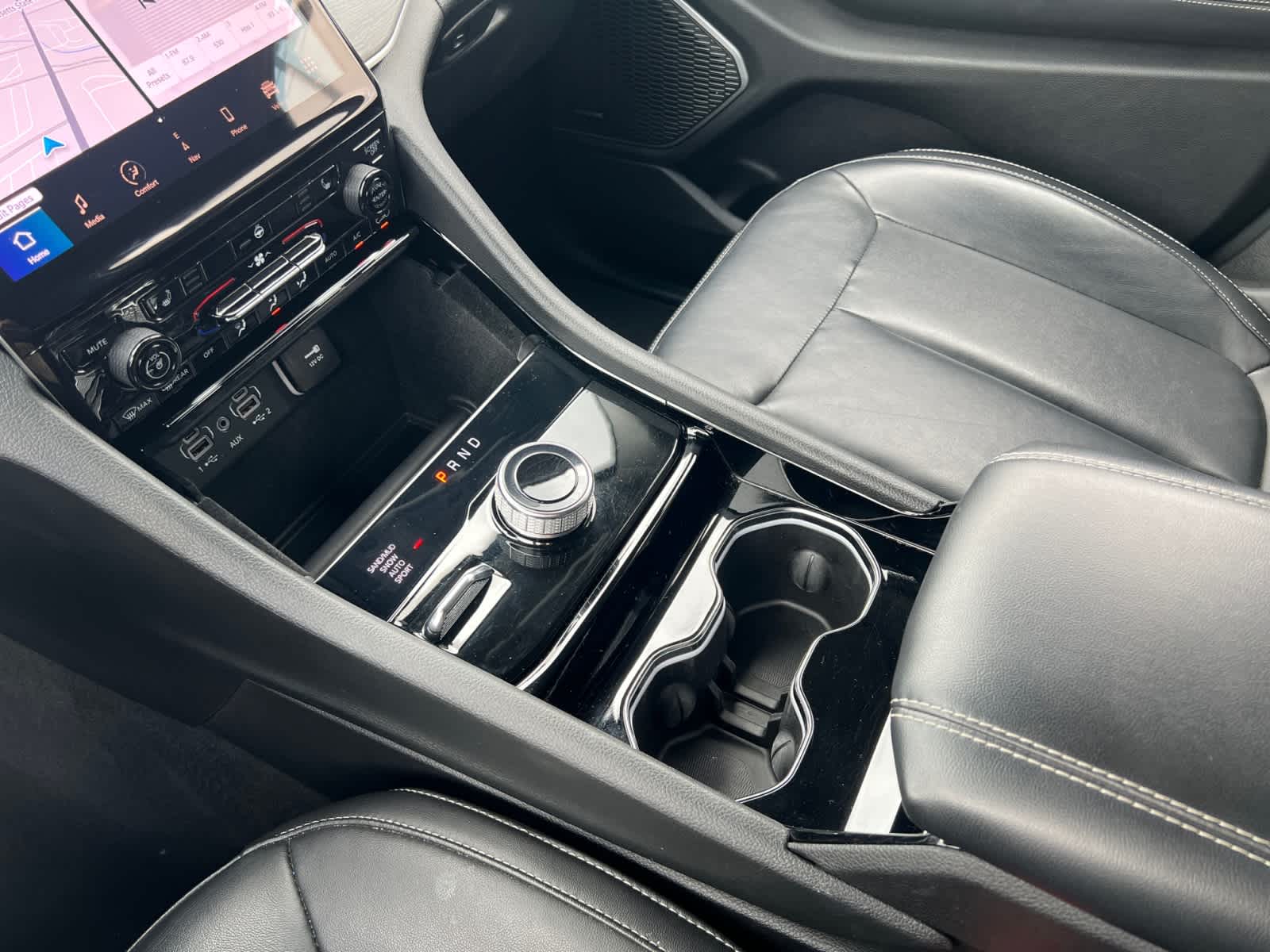 used 2022 Jeep Grand Cherokee car, priced at $36,998