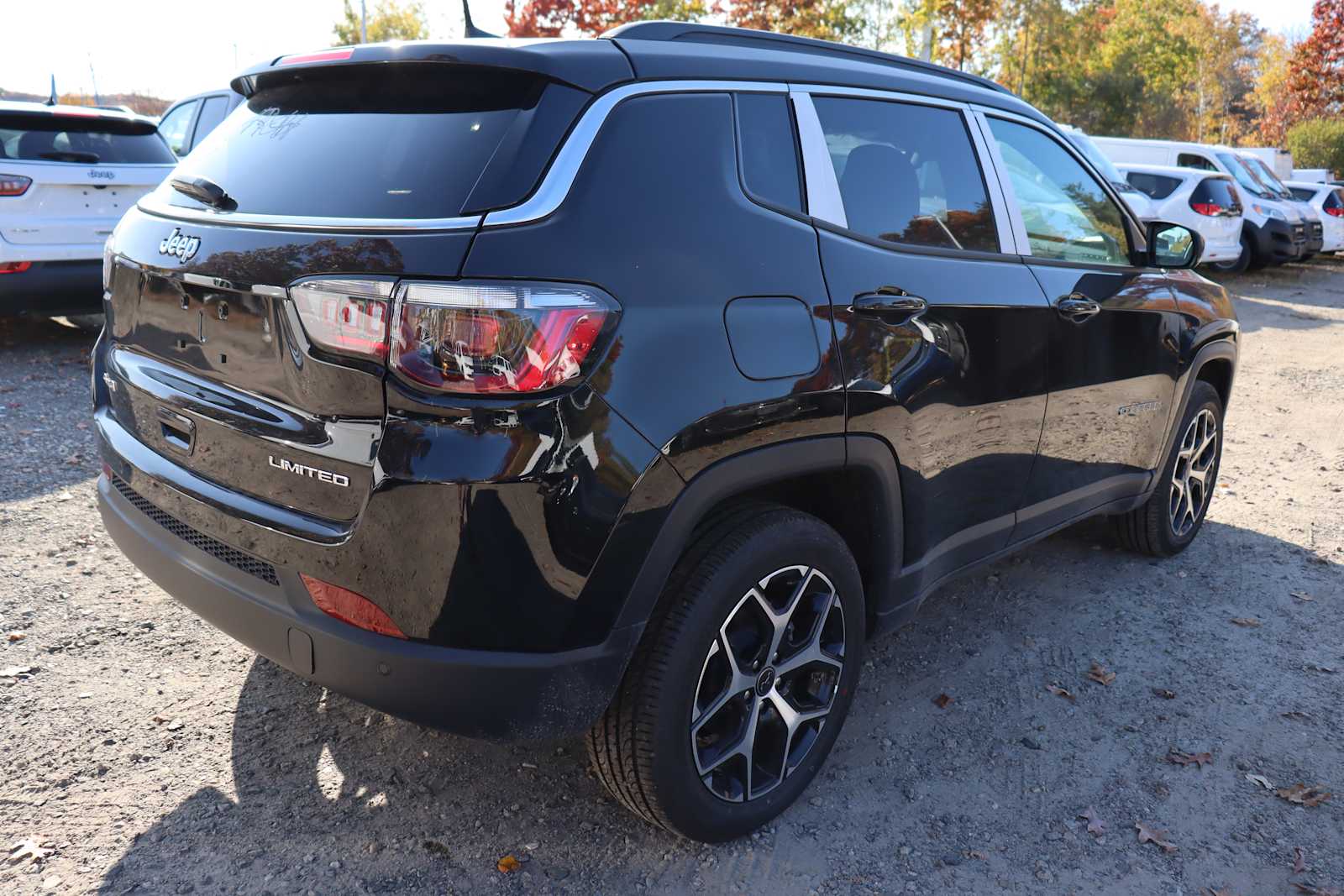 new 2025 Jeep Compass car, priced at $37,559