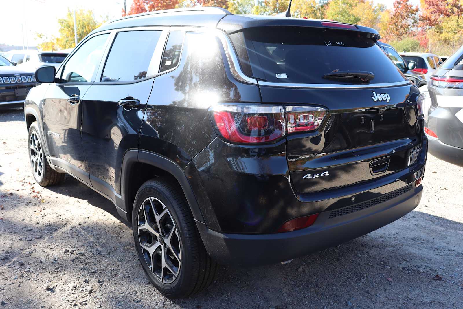 new 2025 Jeep Compass car, priced at $34,284