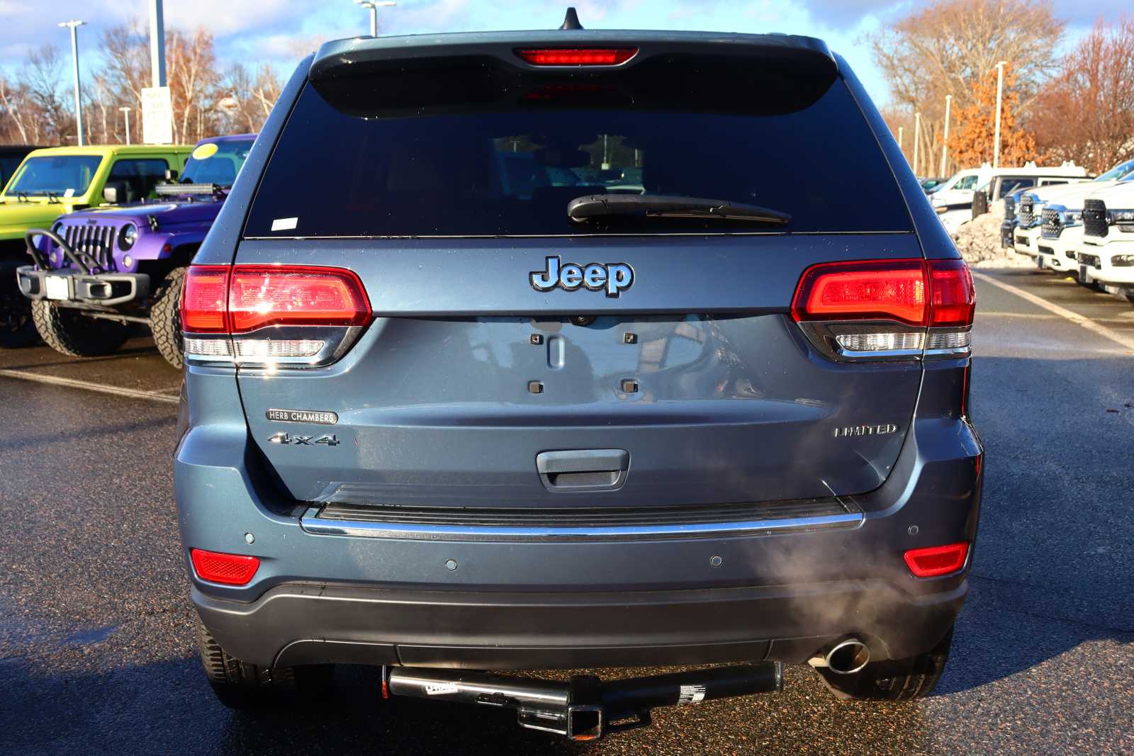 used 2021 Jeep Grand Cherokee car, priced at $30,498