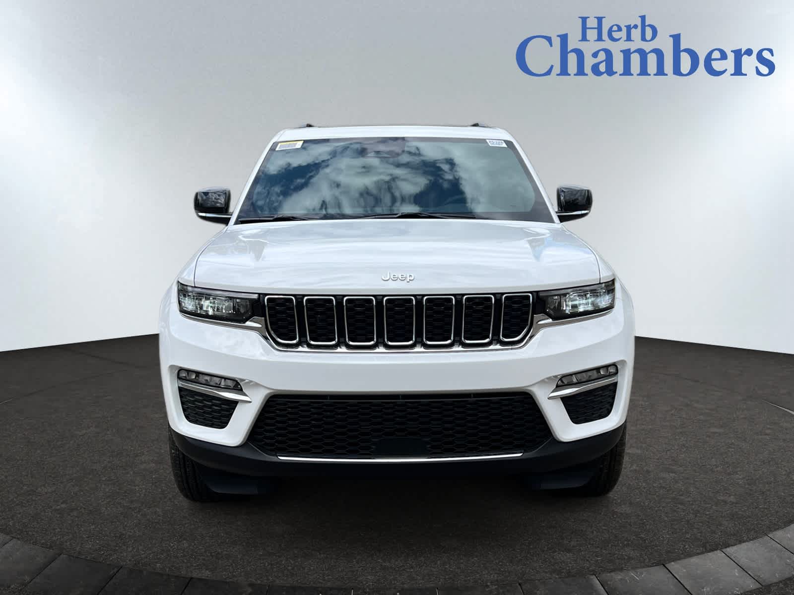 new 2025 Jeep Grand Cherokee car, priced at $49,415