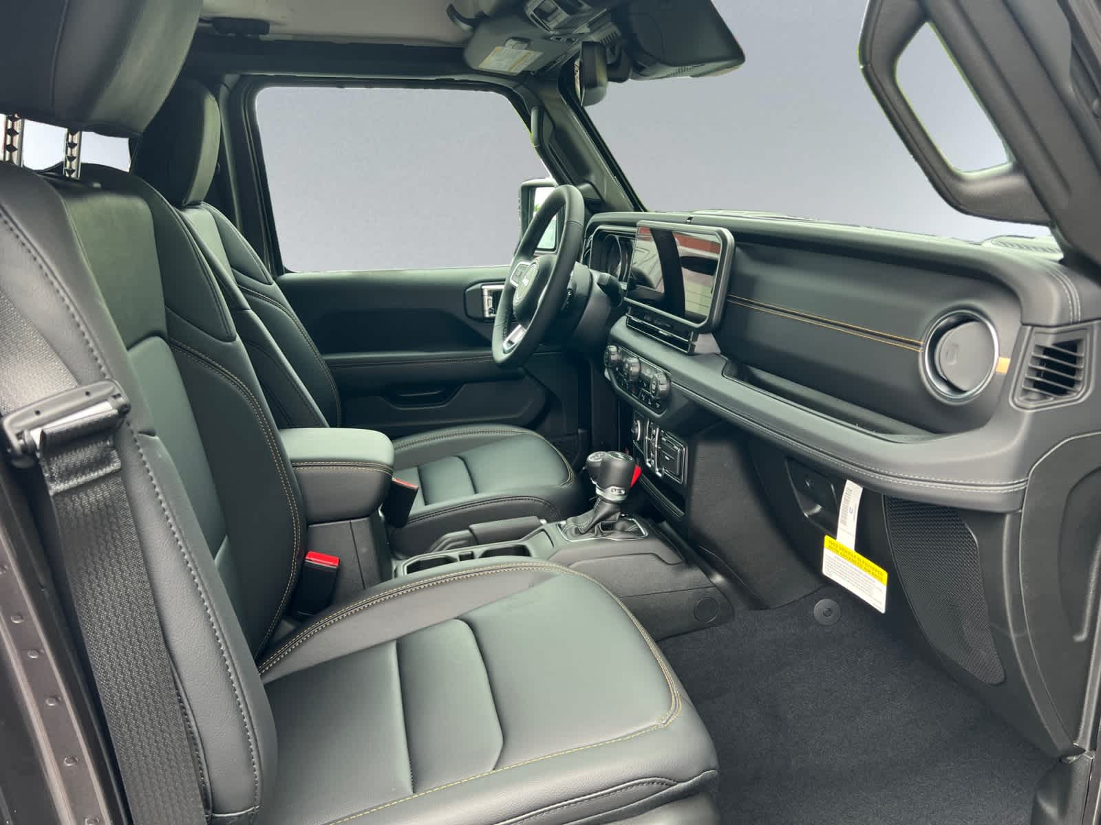 new 2025 Jeep Wrangler car, priced at $60,215