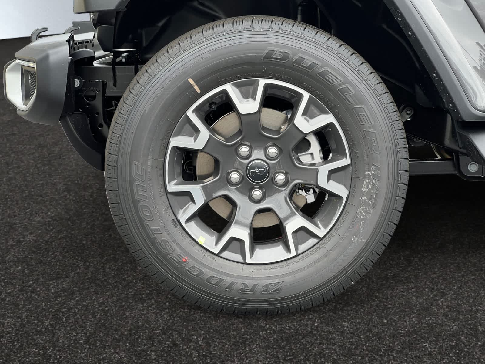 new 2025 Jeep Wrangler car, priced at $60,215