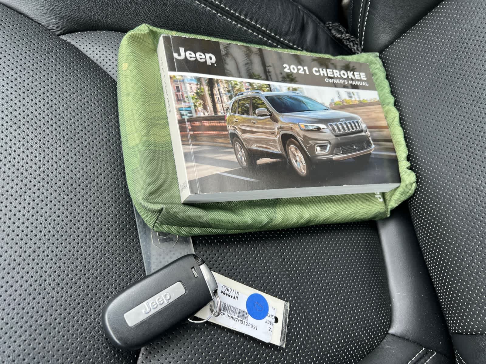 used 2021 Jeep Cherokee car, priced at $24,998