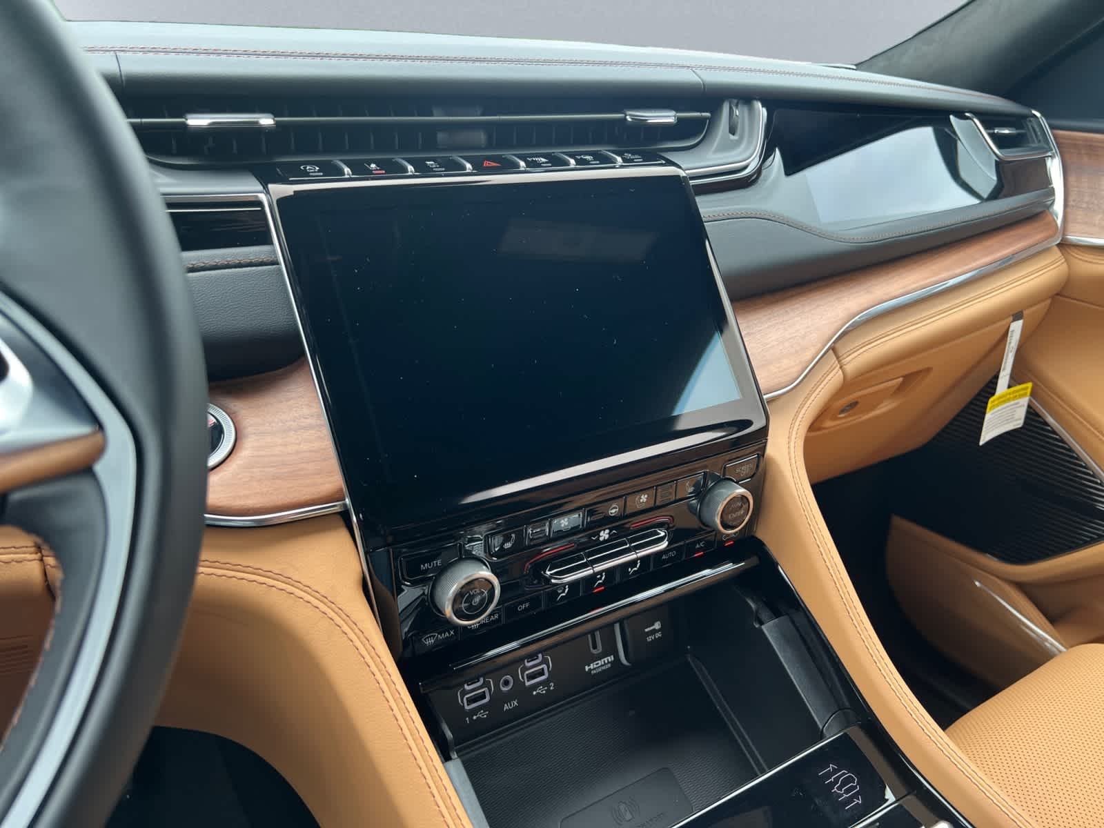 new 2025 Jeep Grand Cherokee car, priced at $68,805