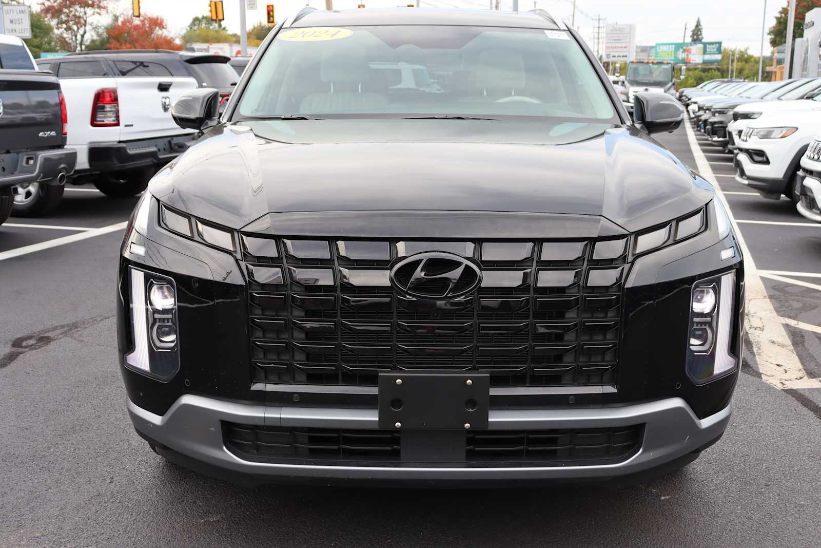 used 2024 Hyundai Palisade car, priced at $43,798