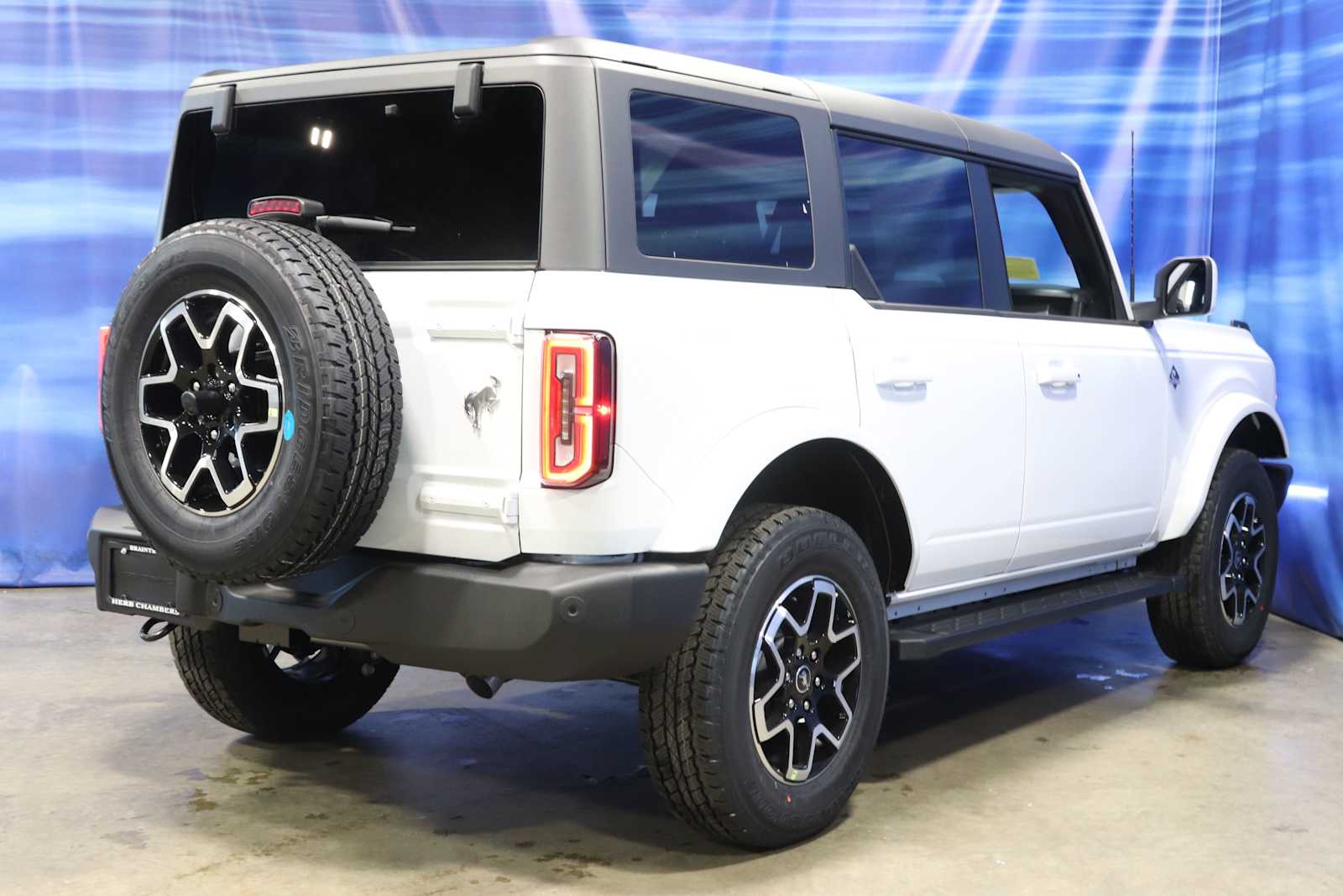 new 2024 Ford Bronco car, priced at $49,826