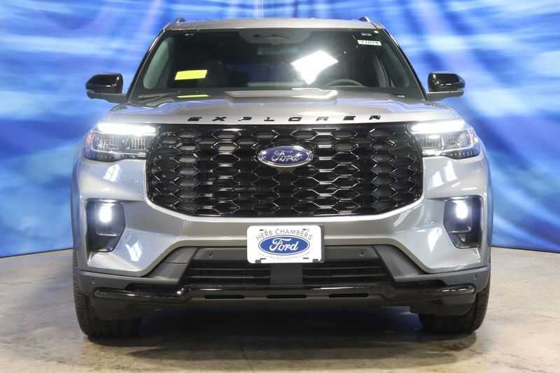 new 2025 Ford Explorer car, priced at $51,430