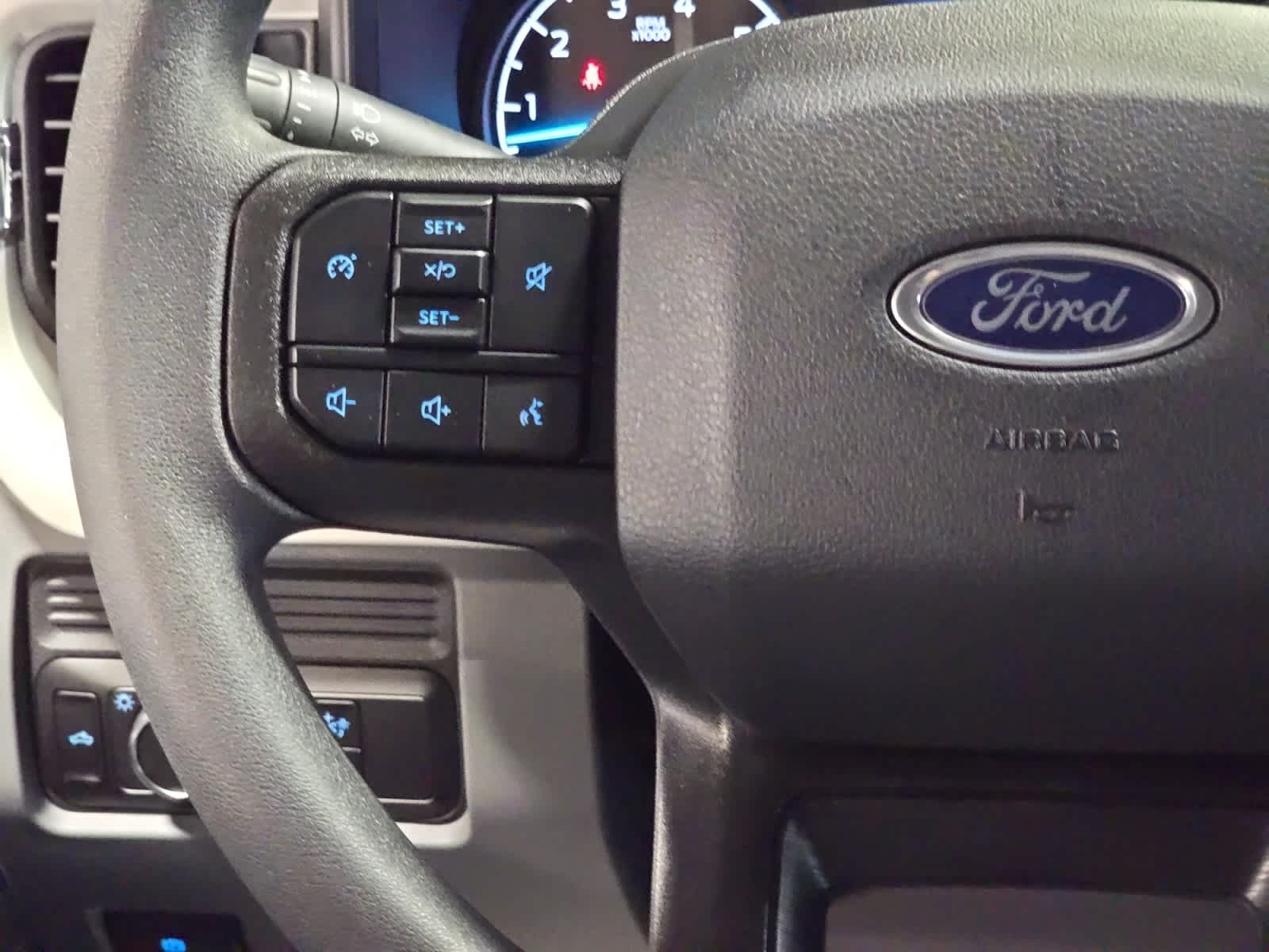 new 2025 Ford Super Duty F-250 SRW car, priced at $59,890
