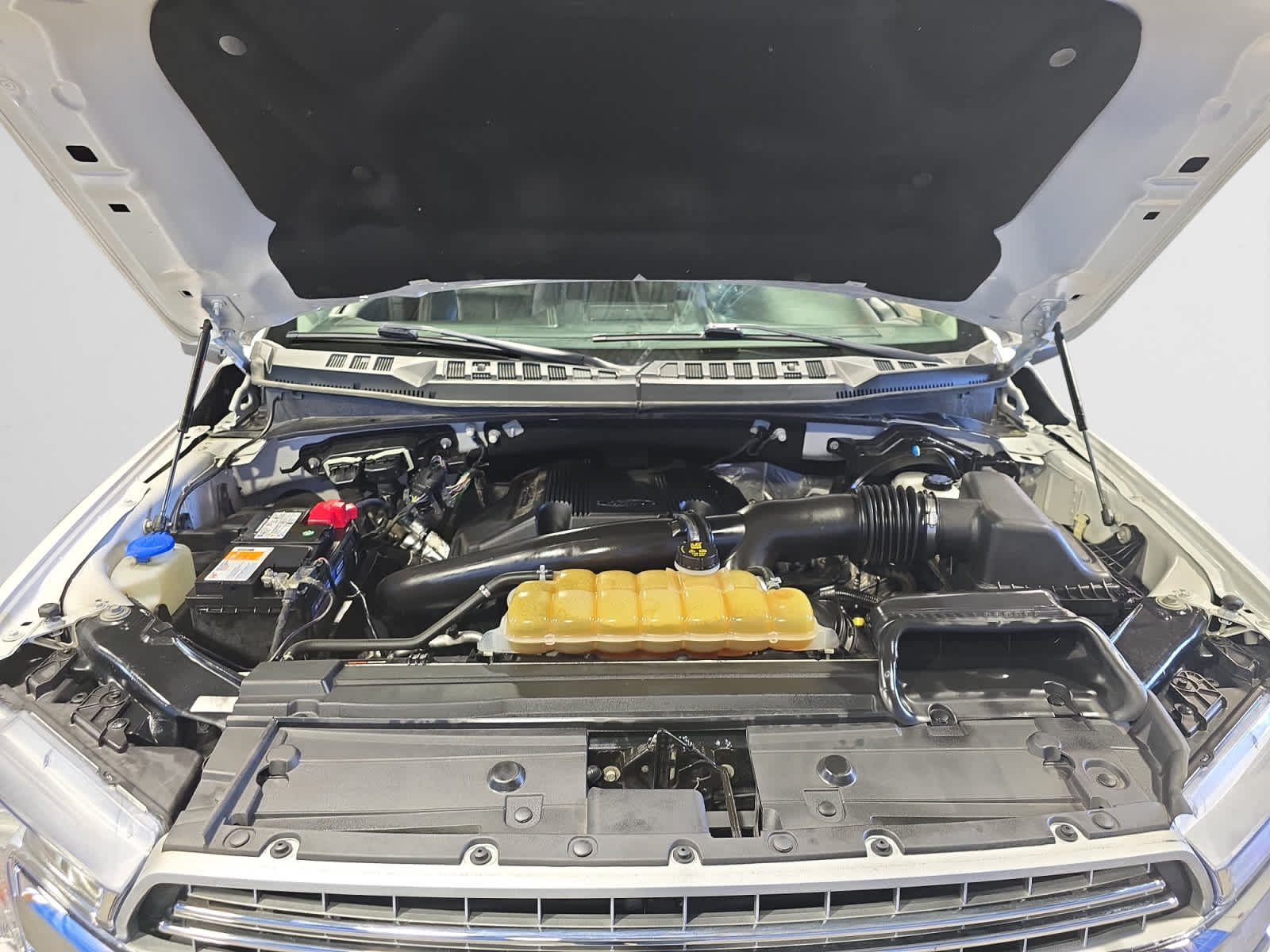 used 2019 Ford F-150 car, priced at $29,998