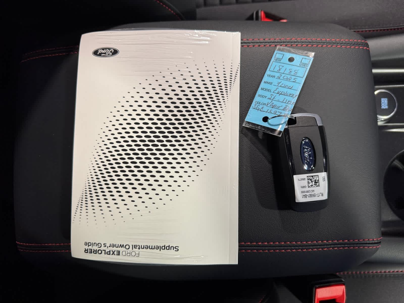 new 2025 Ford Explorer car, priced at $49,278