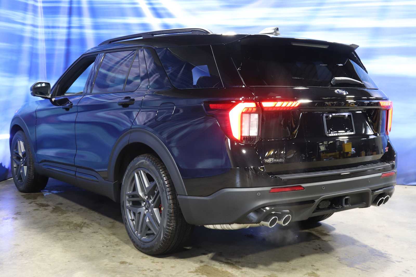 new 2025 Ford Explorer car, priced at $58,596