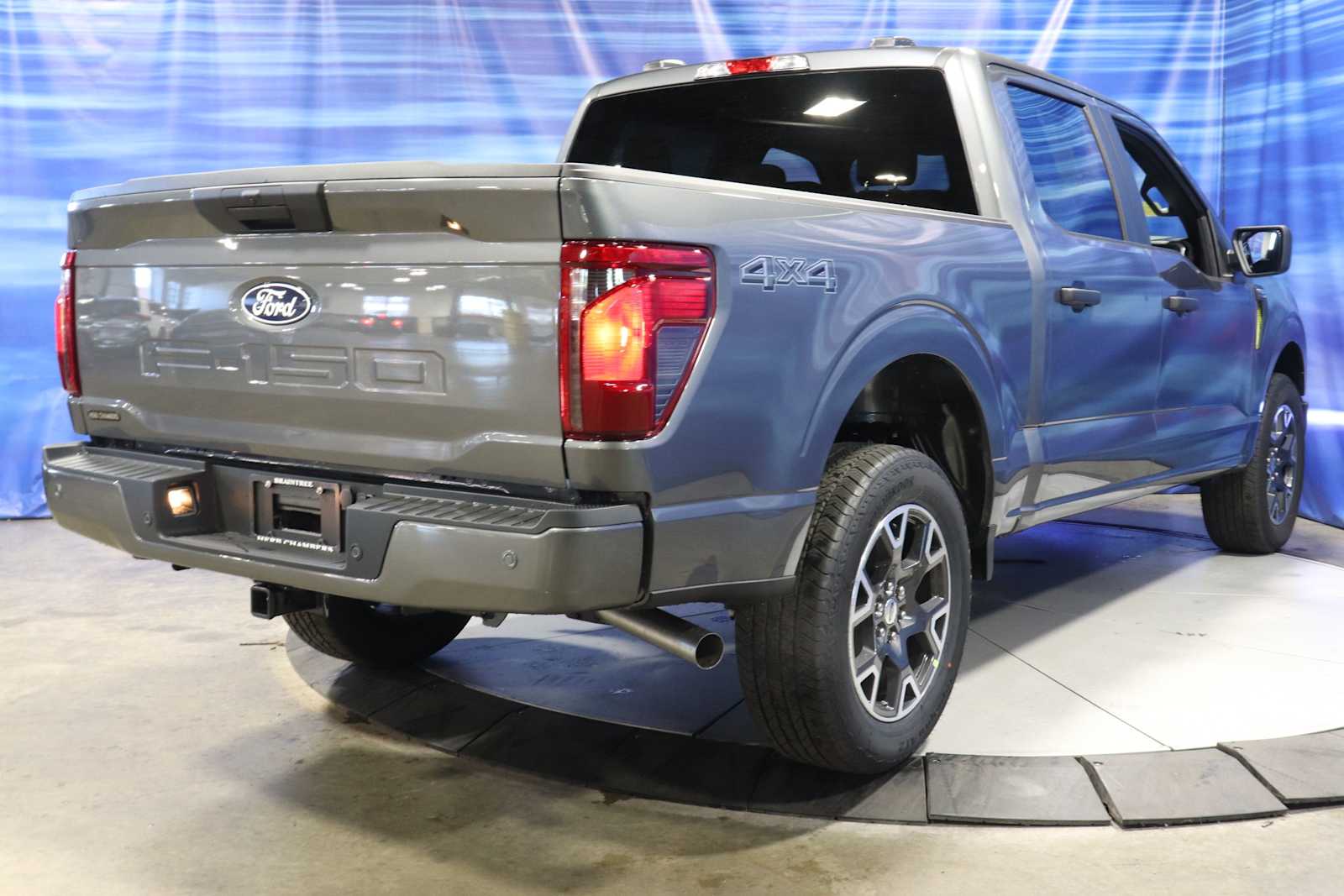 new 2024 Ford F-150 car, priced at $52,210