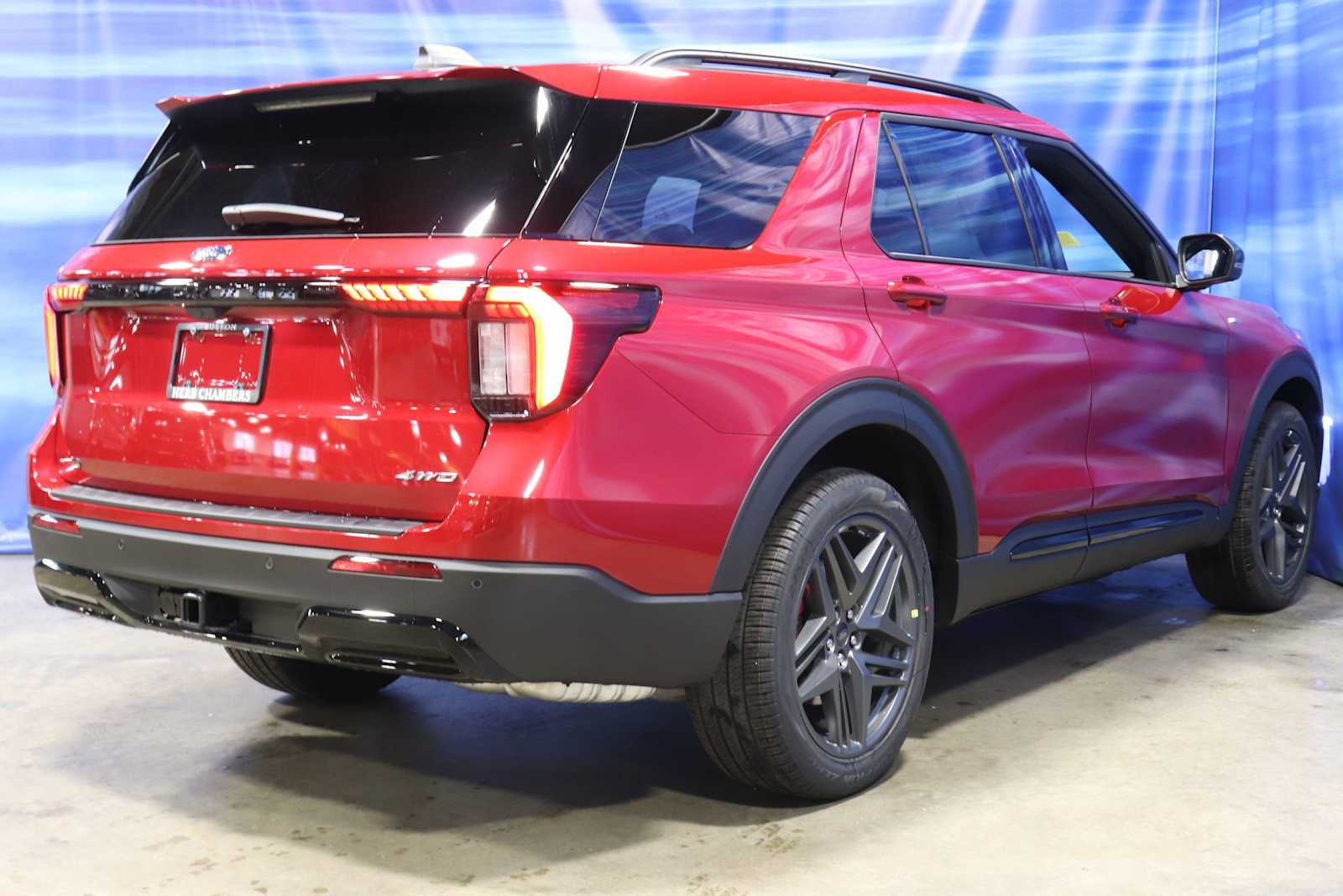 new 2025 Ford Explorer car, priced at $51,895