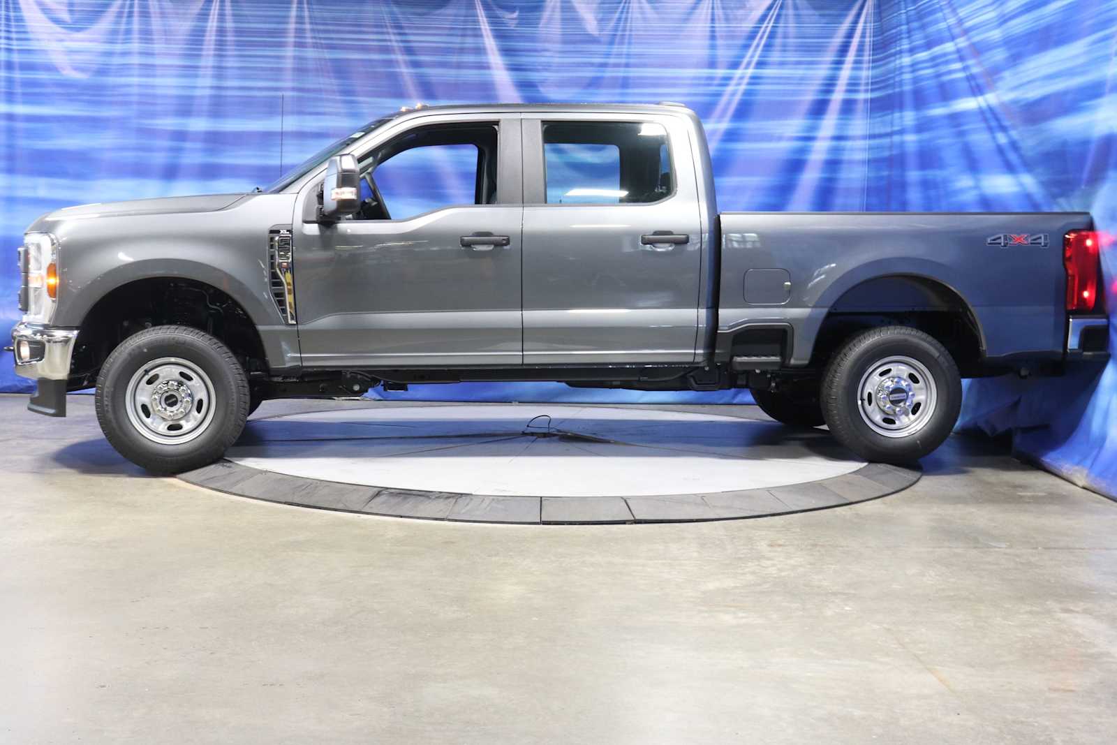 new 2024 Ford Super Duty F-250 SRW car, priced at $52,141