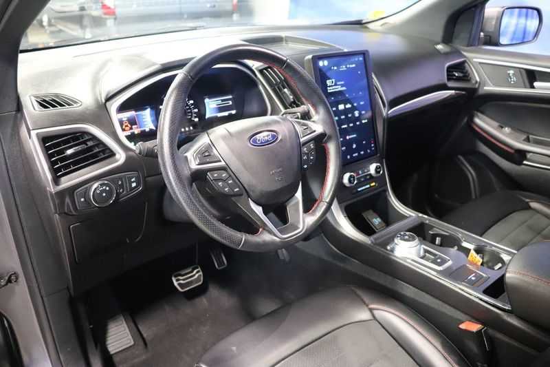 used 2021 Ford Edge car, priced at $29,998