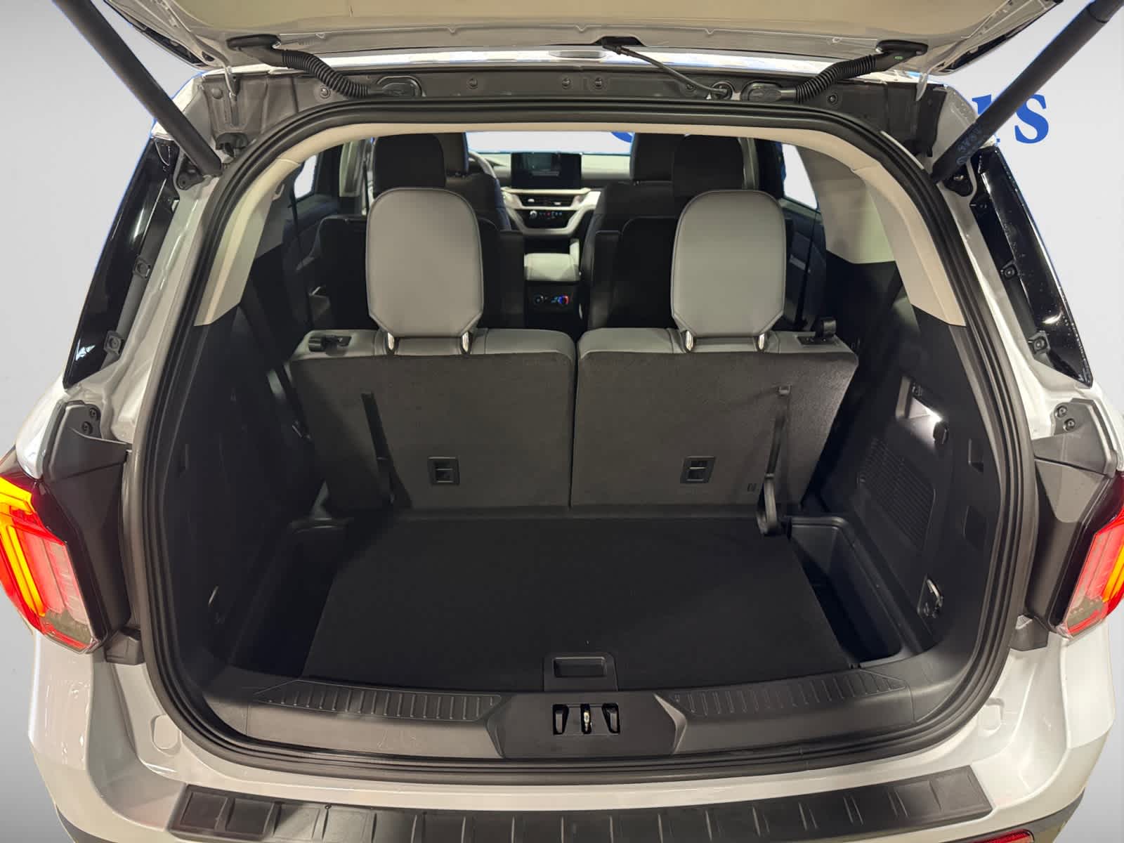 new 2025 Ford Explorer car, priced at $44,691