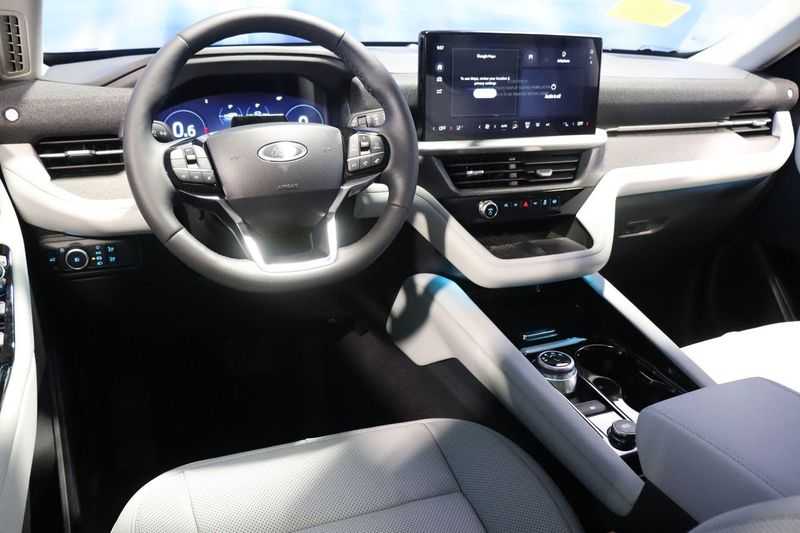 new 2025 Ford Explorer car, priced at $57,611