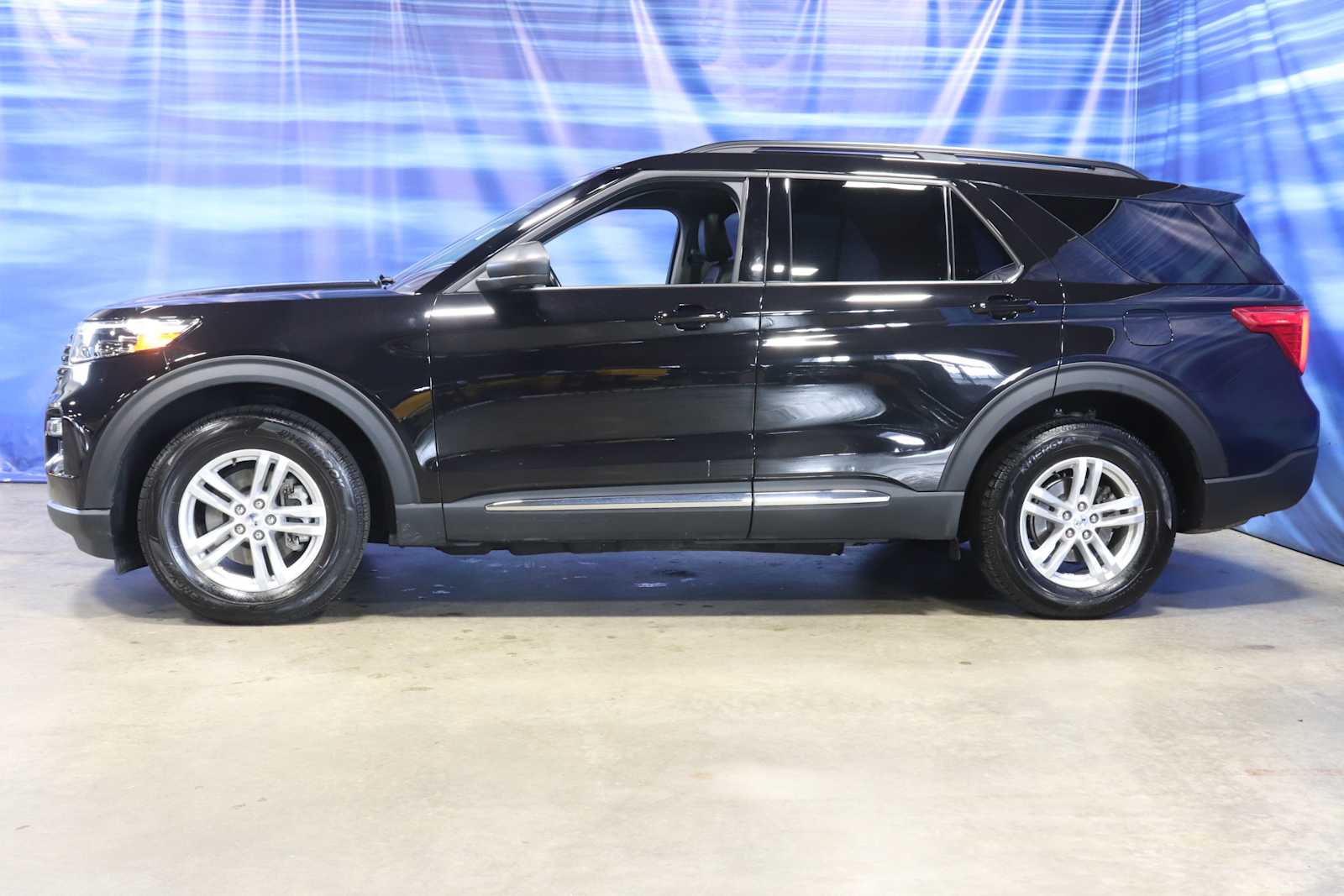 used 2022 Ford Explorer car, priced at $33,877