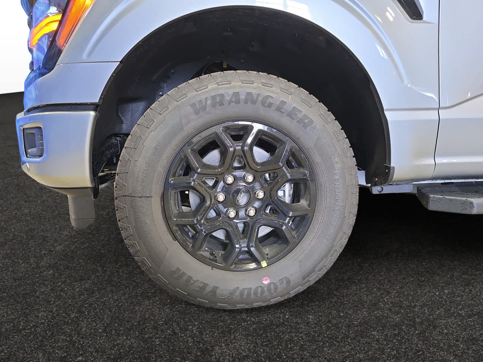 new 2025 Ford F-150 car, priced at $55,097