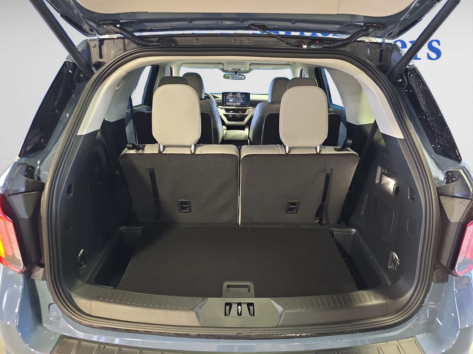 new 2025 Ford Explorer car, priced at $46,648