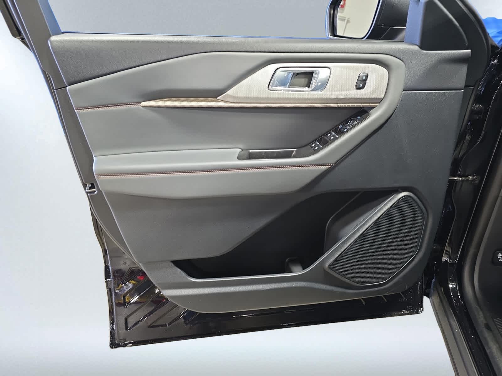 new 2025 Ford Explorer car, priced at $46,205