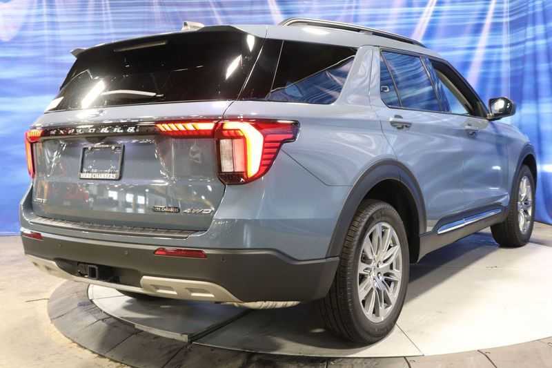 new 2025 Ford Explorer car, priced at $46,688