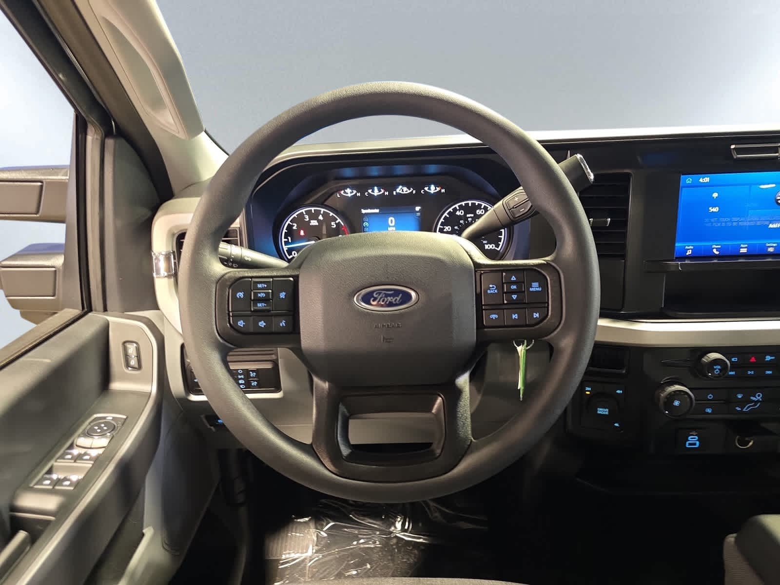 new 2025 Ford Super Duty F-250 SRW car, priced at $59,890