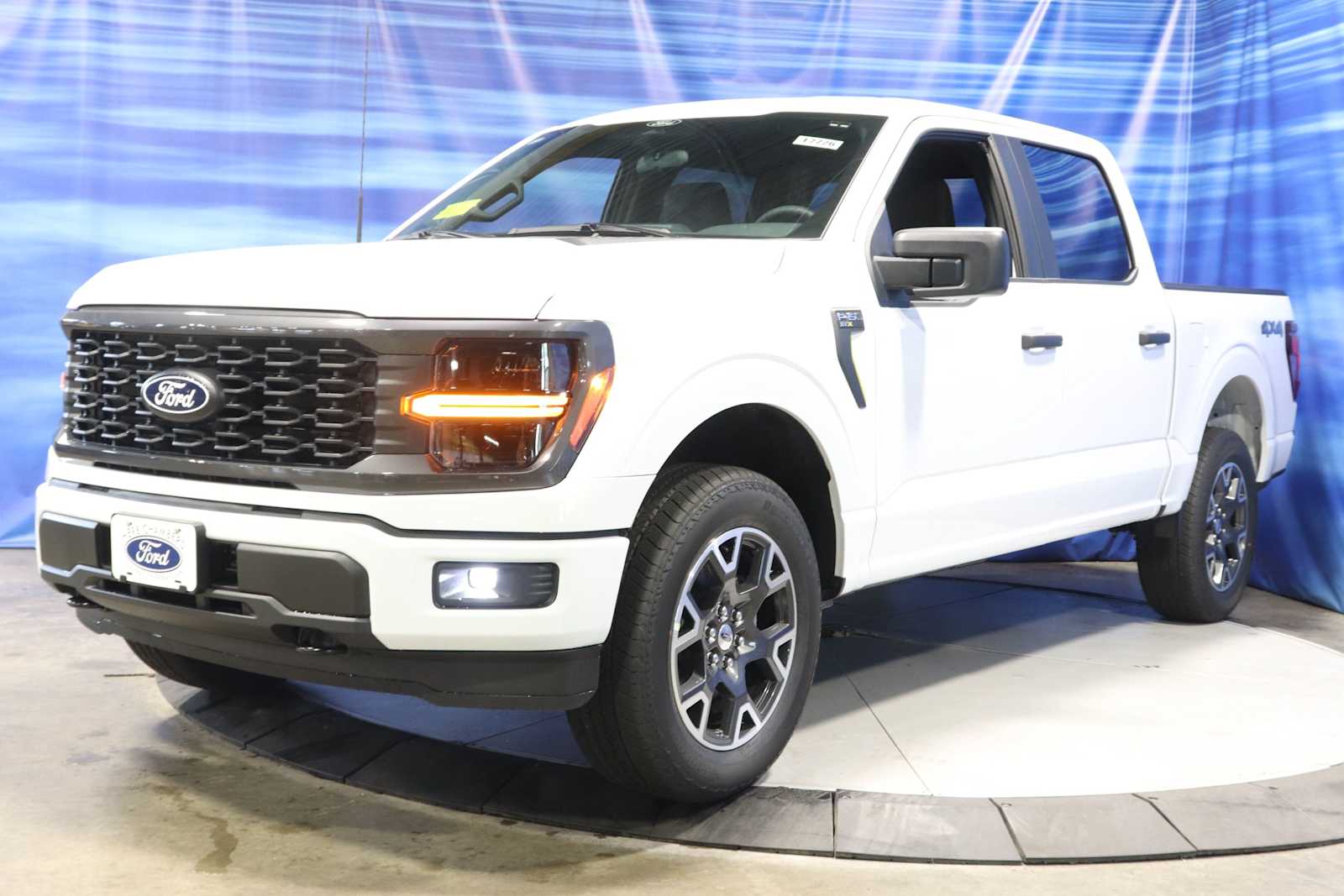 new 2024 Ford F-150 car, priced at $51,379