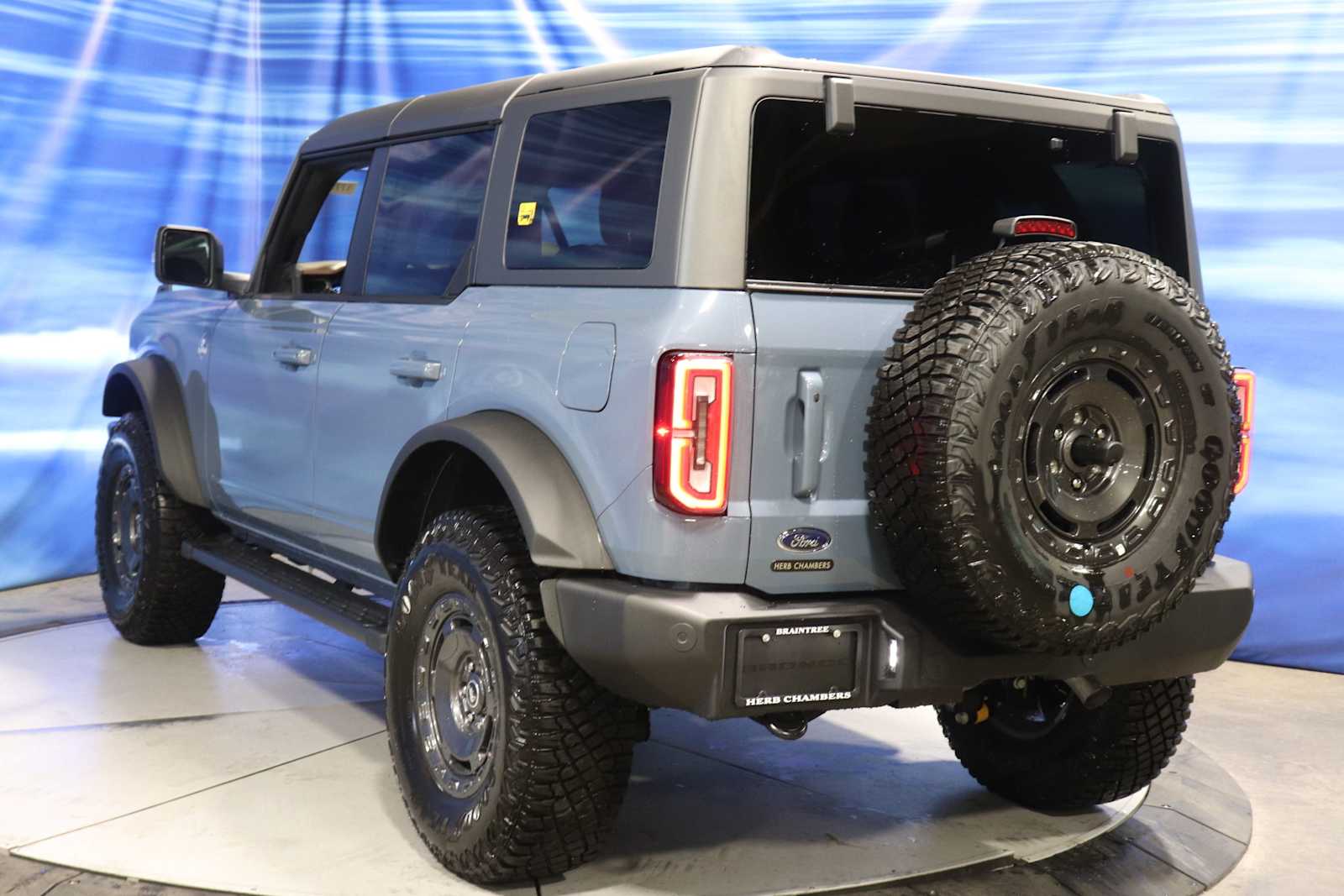 new 2024 Ford Bronco car, priced at $59,605