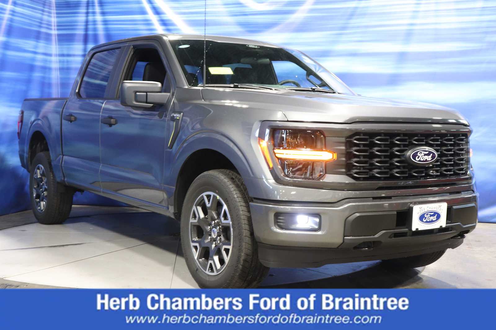 new 2024 Ford F-150 car, priced at $52,210