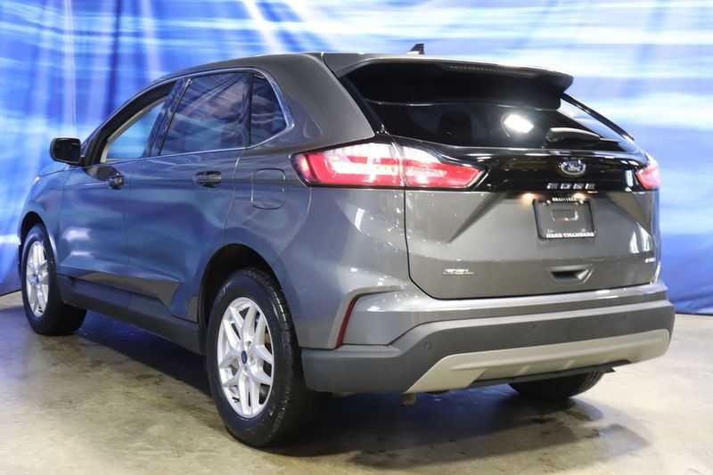 used 2022 Ford Edge car, priced at $26,987