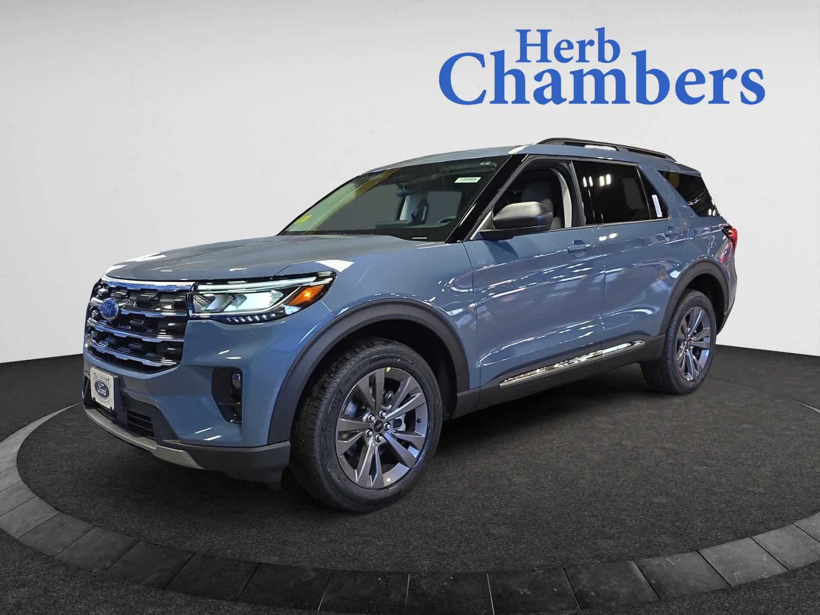 new 2025 Ford Explorer car, priced at $46,648