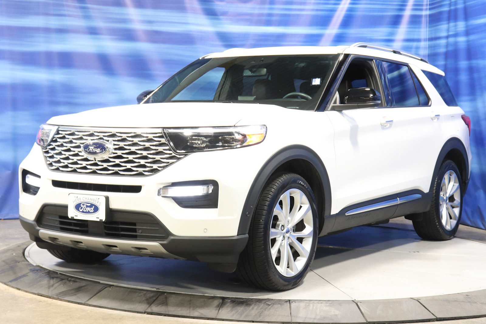 used 2022 Ford Explorer car, priced at $39,998