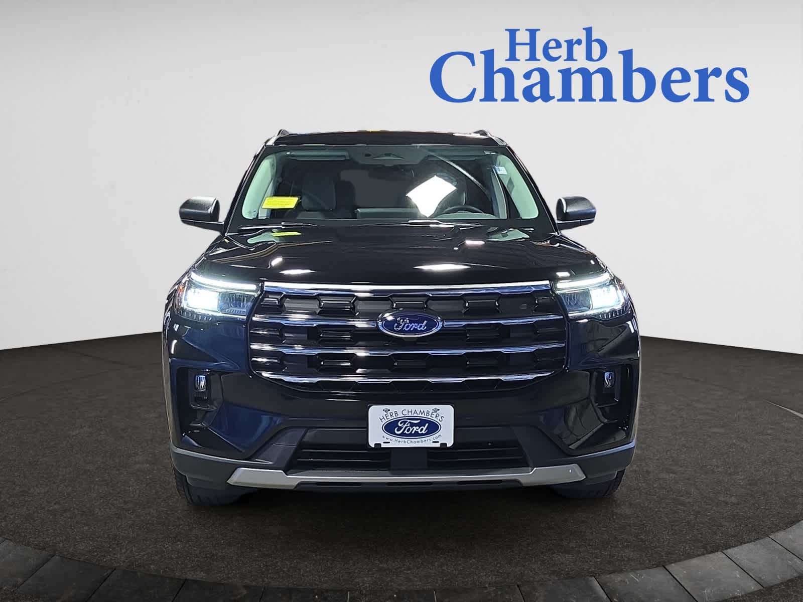 new 2025 Ford Explorer car, priced at $44,703