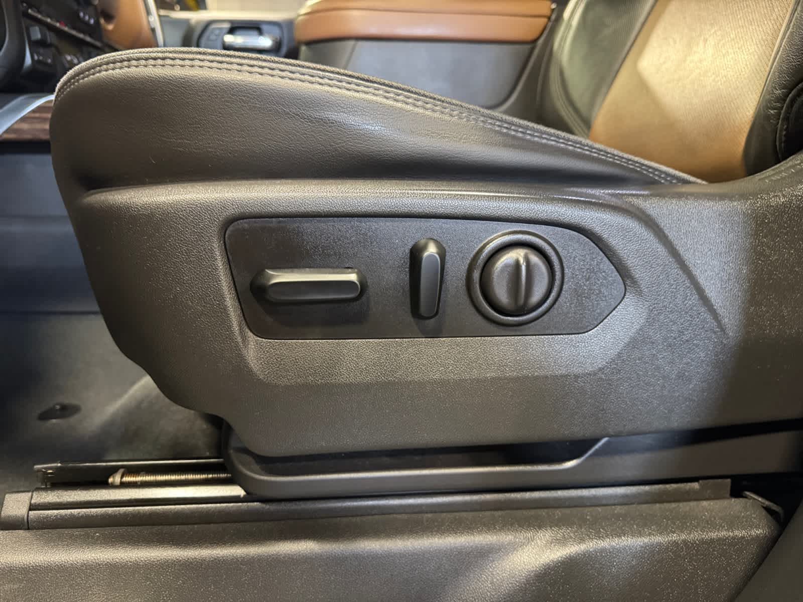 used 2019 Chevrolet Silverado 1500 car, priced at $38,788