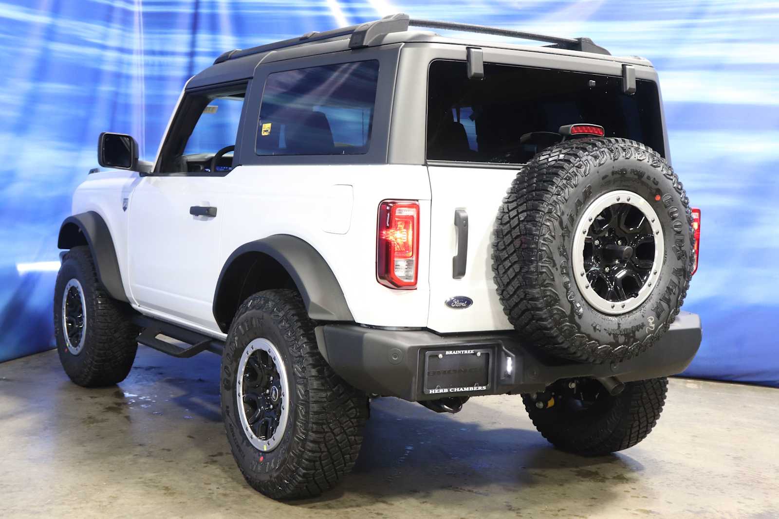 new 2024 Ford Bronco car, priced at $51,736