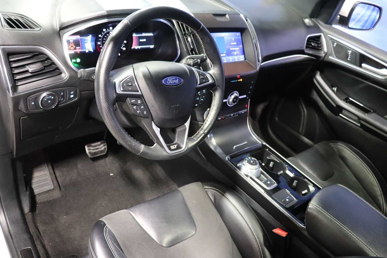 used 2020 Ford Edge car, priced at $24,998