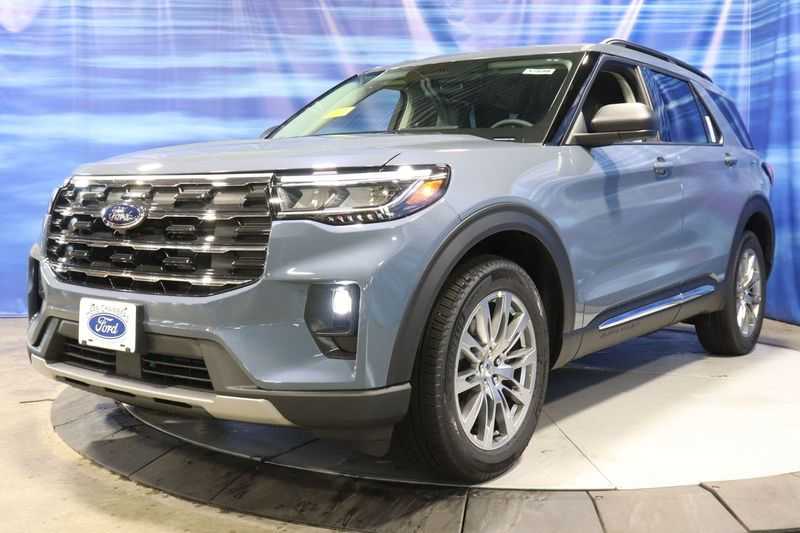 new 2025 Ford Explorer car, priced at $46,688